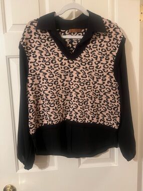 NWOT Belldini Black & Tan Leopard Print Hybrid Sweater and Blouse Top Size Small